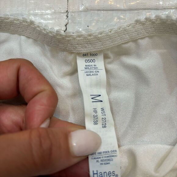 Vintage 1970’s Ladies Hanes her Way White High Waisted Panties Size Medium - Picture 9 of 12